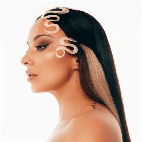 Sombr